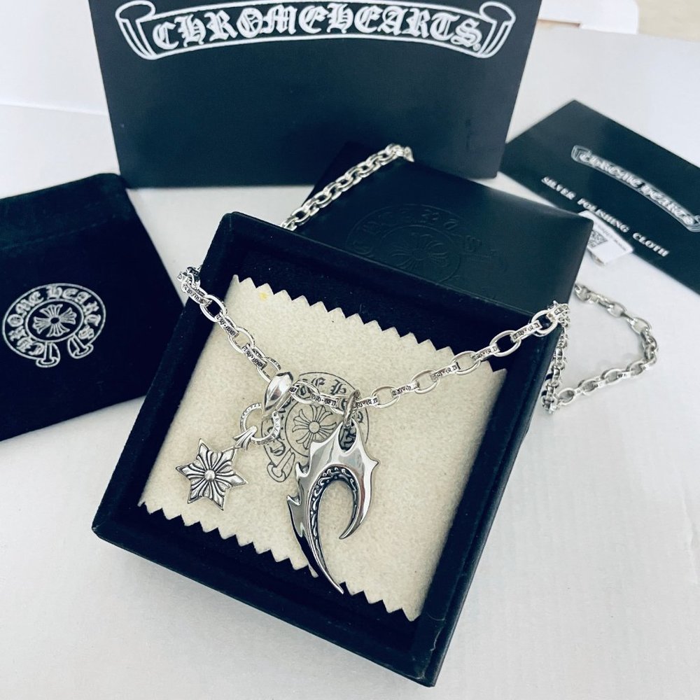 Chrome Hearts Vintage Wolf Tooth* Hexagram✡Pendant Alphabet Necklace - Picture 4 of 5